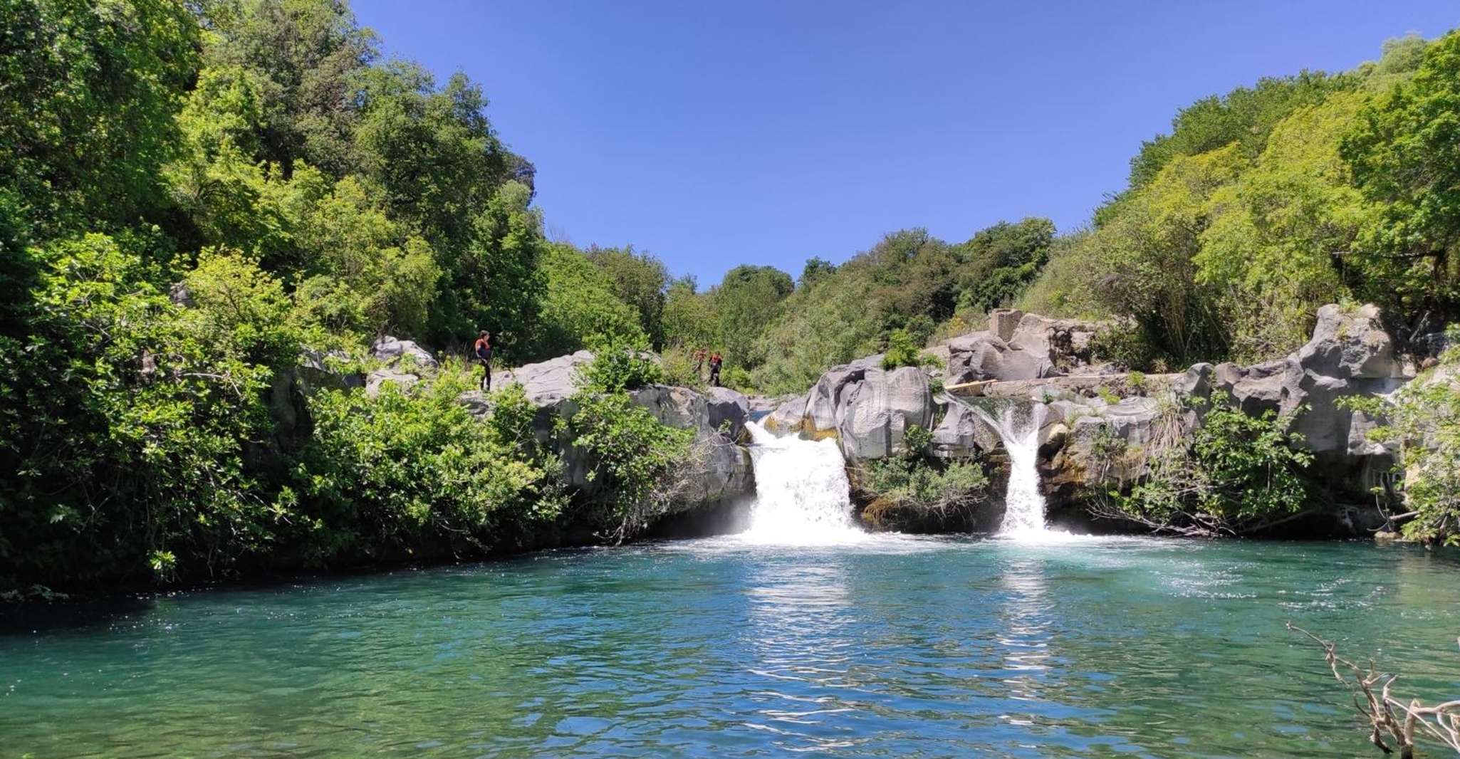 Alcantara River Jumps et Canyoning, une véritable aventure - Hizvo