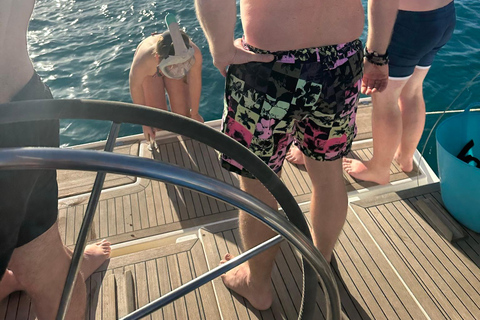 Spektakularna półdniowa żegluga - wyspa Sal, Wyspy Zielonego PrzylądkaPółdniowa wycieczka pod żaglami