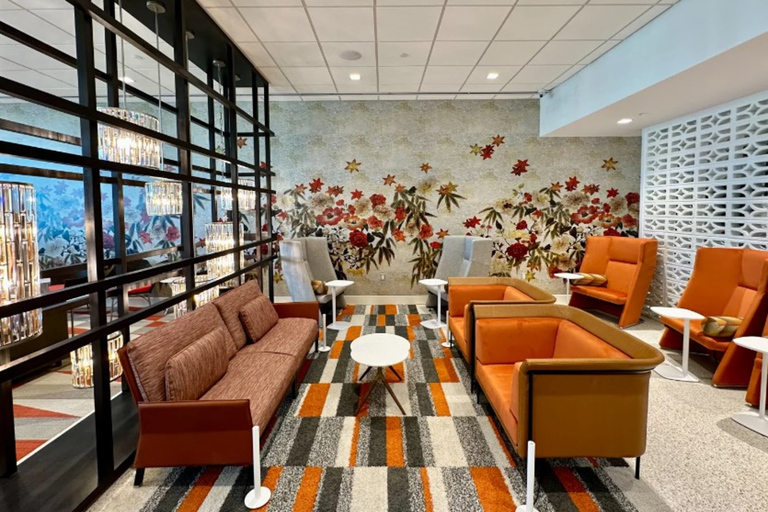 FLL Fort Lauderdale Intl Airport Escape Lounge Access T3 Domestic&International Departure: Escape Lounge