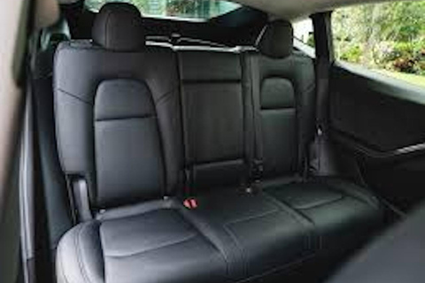 Hongkong: Private Hotel Transfers to or from HKG Airport Arrival: Hongkong Airport to Hongkong Hotels Transfer