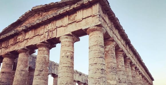 From Palermo: Segesta, Erice & Salt Pans E-Bike & Boat Tour