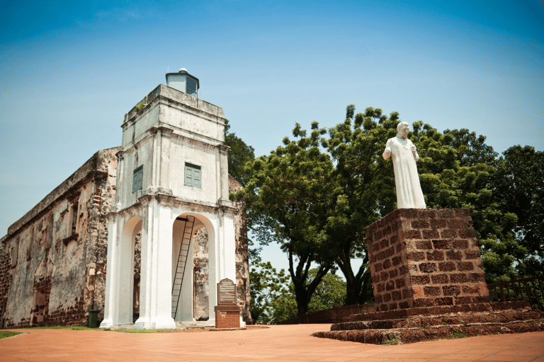 Da Singapore: Trasferimento a Malacca (Melaka), Malesia