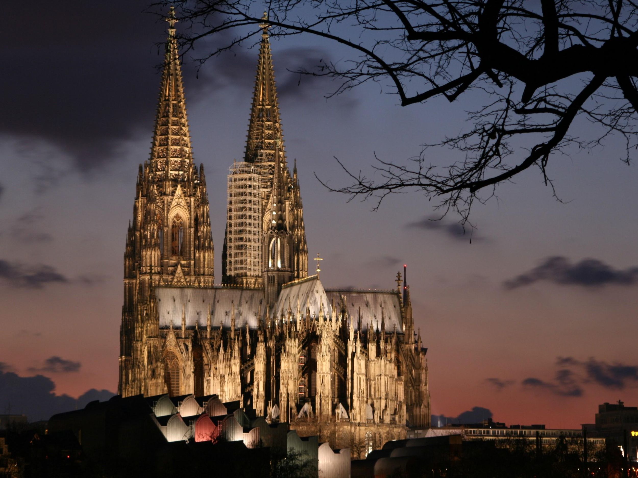 Köln: Zwischen Kathedrale & Dämonen – Legenden & Geschichten