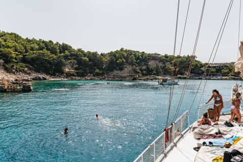 Rhodes: Romantic Gulet Cruise w/ Swimming, Buffet & Drinks