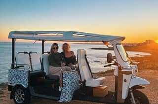 Lissabon: Private Tuk-Tuk-Tour – 6 Aussichtspunkte & ortskundiger Guide