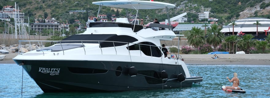 Alanya : visite privée en yacht pour les jours spéciaux