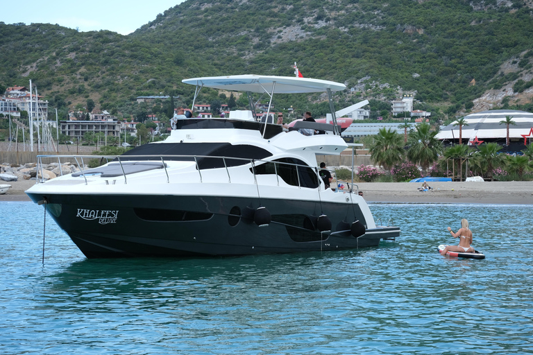 Alanya: Private Yacht Tour For Special Days Only yacht tour, no transfer, no food, no drinks