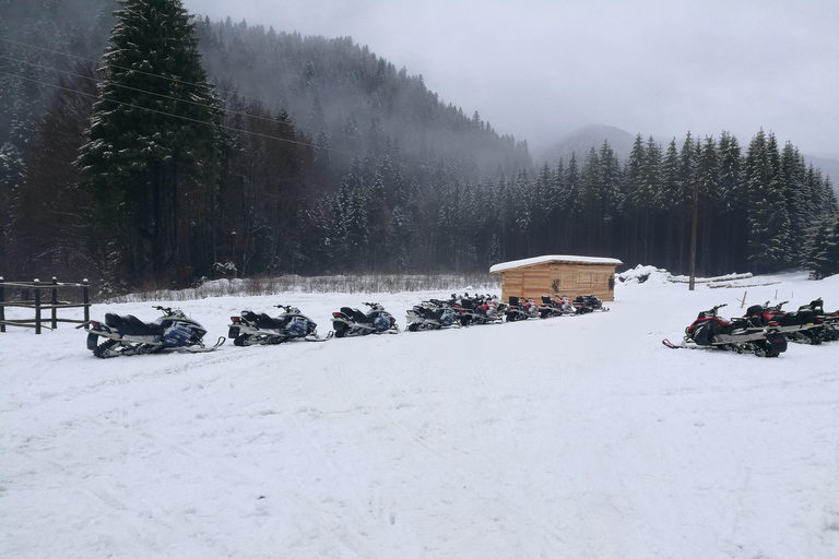 Sneeuwscooter, ATV of Buggy tour vanuit BoekarestSneeuwscooter Privé