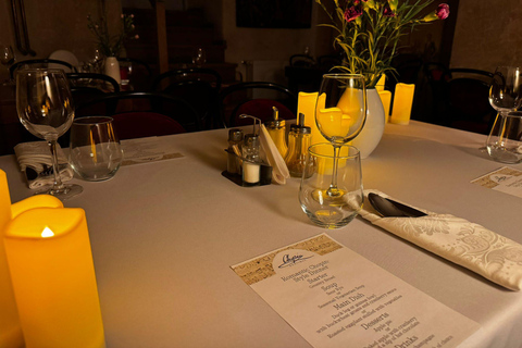 Warsaw: Romantic Chopin-Style Dinner (with/without Concert) Dinner with Chopin Concert