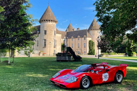 Tour of the museums of Chateau de Savigny: airplanes, cars