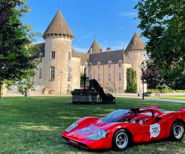 Visit the Château de Savigny museums: planes, cars, motorcycles...