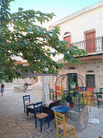 Chios, Benvenuto Concierge Coffee Break con un locale - Housity