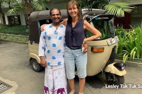 Kandy: Stadterkundung mit Lesley per Tuk Tuk