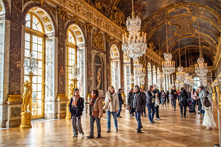 Desde París: Día completo en Giverny y Versalles - Tour privado