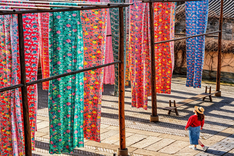 Beijing: Great Wall & Gubei Water Town Day to Night Tour Private Group Gubei Water Town & Simatai Great Wall Day Trip