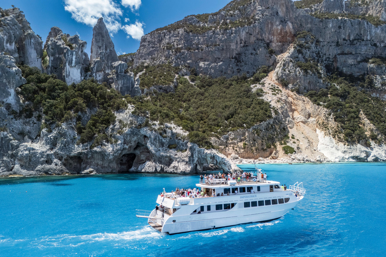 From La Caletta or Orosei: Gulf of Orosei Cruise Orosei: Gulf Day Trip by Boat