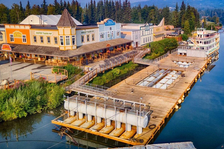 Fairbanks: Riverboat, Gold Rush, and Pioneer Park Day Trip