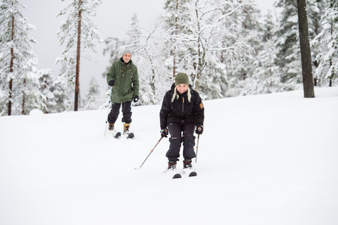 Pyhätunturi: Prueba el esquí salvaje en la Laponia finlandesaPrueba el esquí alpino en la Laponia finlandesa