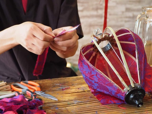 Visit Hoi An Local Foldable Lantern Making Class with Locals in Hoi An