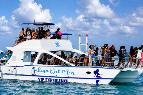 King of Kings Punta Cana – VIP Party Boat with DJ, Open Bar