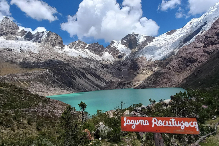 Laguna Rocutuyoc and Honkopampa Ruins Private Service