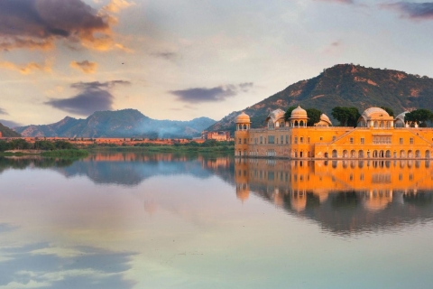 From Delhi: Private Jaipur Same Tour By Car Tour With Car and Guide Only