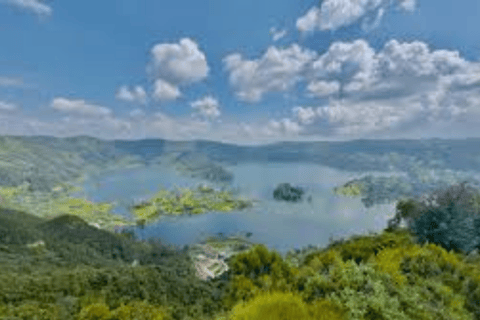 Exploring Wenchi Crater Lakes: Nature and Mountain Views