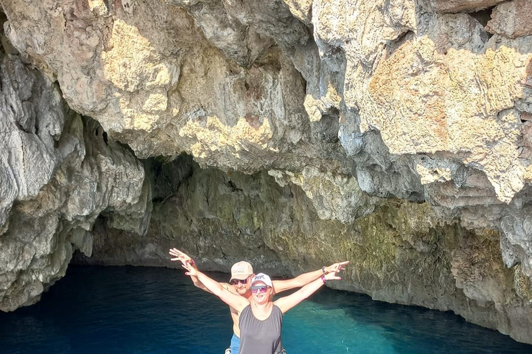Antalya:Relax Boat Tour with Crystal Waters & Swimming Stops