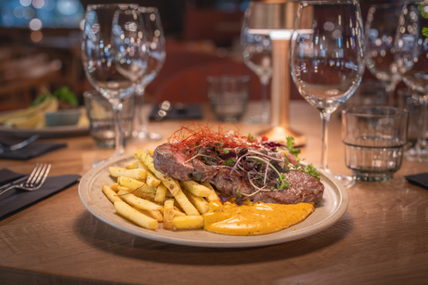 Saariselkä: Lapland Evening Dinner With Santa Claus New Year’s Evening Dinner With Santa Claus