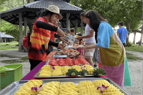 Krabi: Passeio ao pôr do sol nas 7 ilhas com jantar com churrasco e plâncton