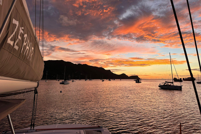 Grand-Case : Navigation, nuit et dîner en catamaran vers Tintamarre