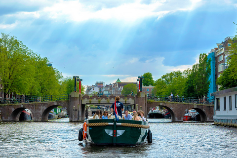 Amsterdam : La toute nouvelle croisière sur les canaux avec un vin, une bière ou un sodaAmsterdam : Croisière élégante sur les canaux avec une bière, un vin ou un soda