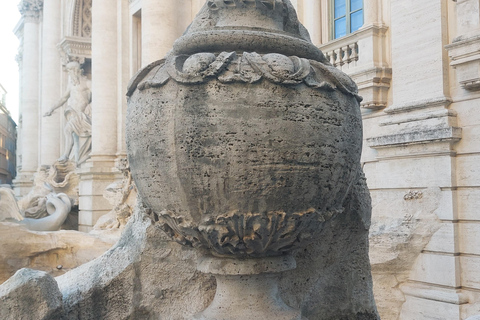 Trevi Fountain Small Group Tour with Entry Tickets