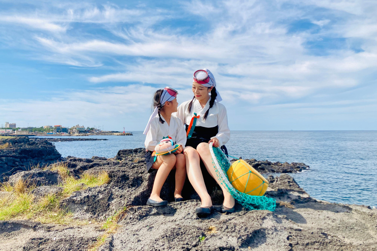 Jeju: Haenyeo UNESCO Sea Women Photoshoot Experience