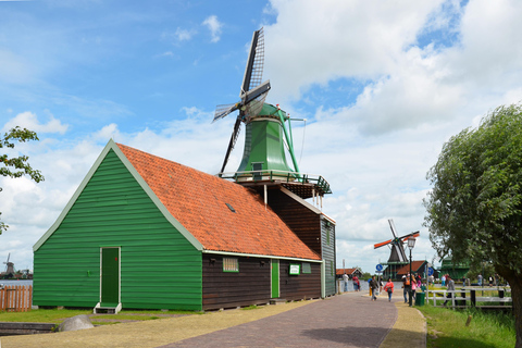 Amsterdam: Wycieczka z przewodnikiem po Zaanse Schans i degustacja serówWycieczka w języku hiszpańskim