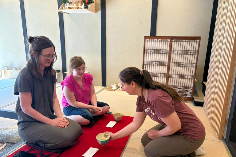 Kyoto: Okada Japanese Tea Ceremony with Matcha and Sweets
