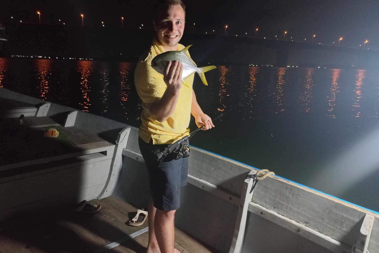 HoiAn: Sunset Fishing Boat Tour and BBQ Dinner with locals