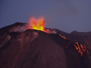 From Lipari: Panarea and Stromboli Cruise with Stops