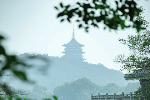 West Lake: Seasonal Masterpiece (100% Bespoke Private Tour)