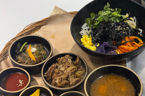 From Seoul: Make Your Own Chilli Paste & Ginseng Liquor Tour