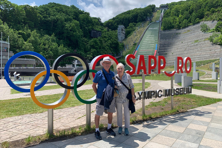 Tour particular de um dia pelos destaques de SapporoExcursão de um dia a Sapporo para muçulmanos