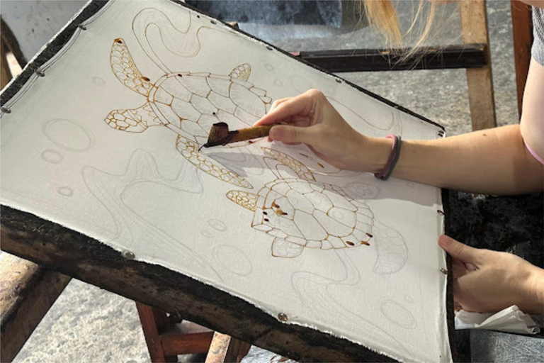 Yogyakarta : 2 heures de cours de fabrication de batik avec souvenirCours complet : 4 à 5 heures de cours