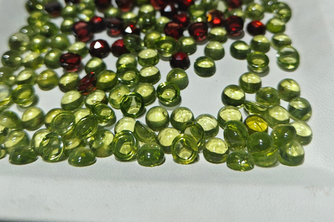 Jaipur: Tuk Tuk Shopping Tour with Art Workshops and Bazaar