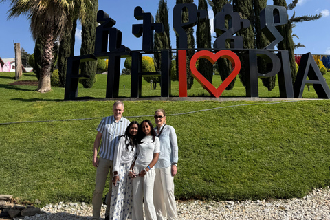 Addis Ababa Layover Tour: Unity Park, Coffee & Local Lunch