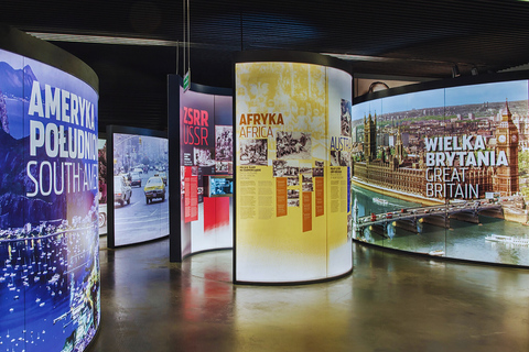 Gdynia: Emigration Museum Private Guided Tour with Tickets Gdynia: Emigration Museum Private Tour with Tickets