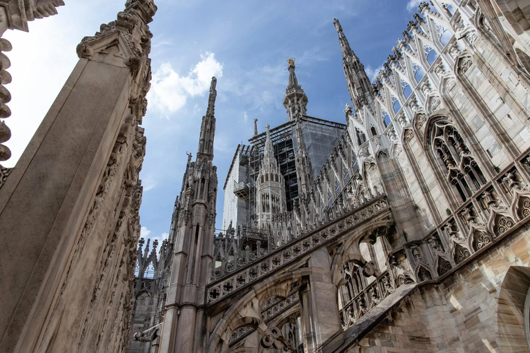 Milano: Guidad stadsrundtur med Duomo och valfri terrassSmågruppsresa med tillgång till terrass (hiss)