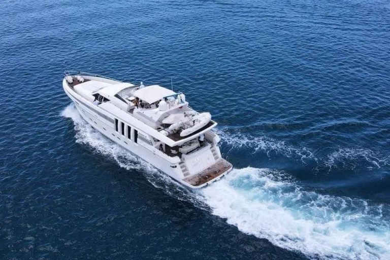 Mombasa Yacht Cruise: Sparkling Wine & Stunning Photography Ace Yacht