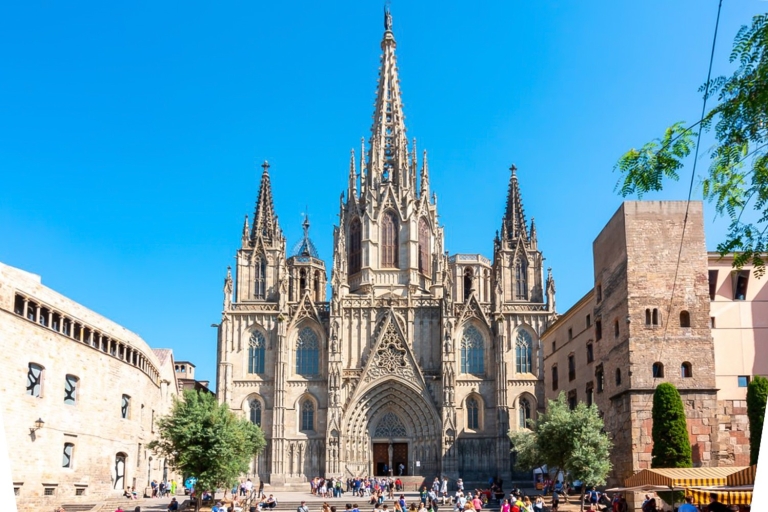 Barcelona: juego de exploración de ciudades románticas