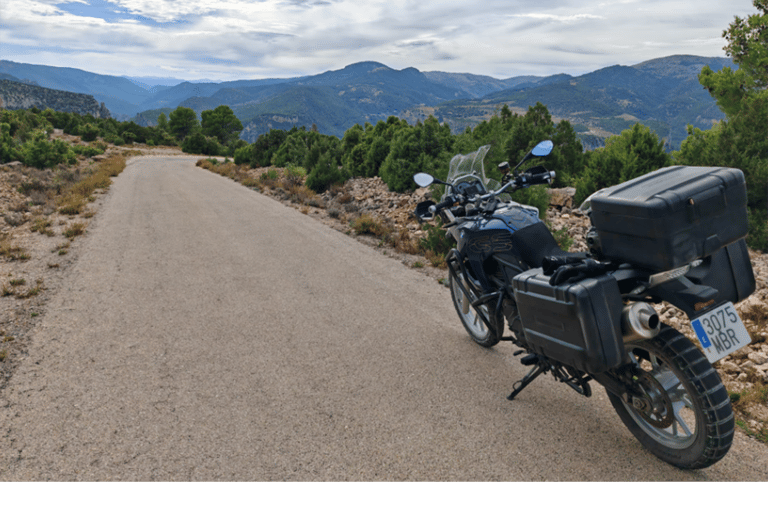 Mojacar : 7 dagars äventyrsresa med motorcykel med motorcykel och boende