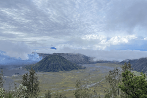 From Yogyakarta: 3-Day Mount Bromo & Kawah Ijen Tour Tour with Surabaya Drop-off